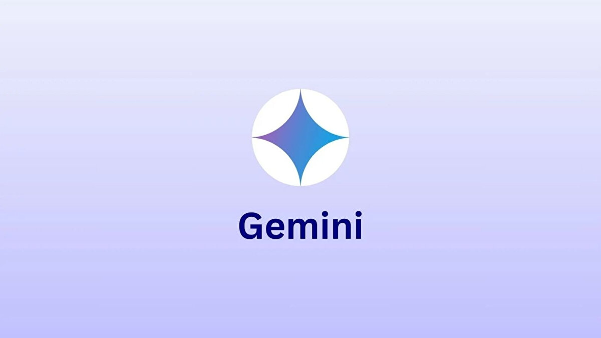 Son günlerde ise Gemini’nin “Nano Banana” isimli yeni özelliği kullanıcıların ilgisini çekti. Bu özellikle birlikte insanlar çocukluk fotoğraflarını güncel görüntüleriyle birleştirip “zamansız anlar” yaratıyor. Ortaya çıkan kareler hem nostaljik hem de duygusal temalarla sosyal medyada hızla yayılıyor.