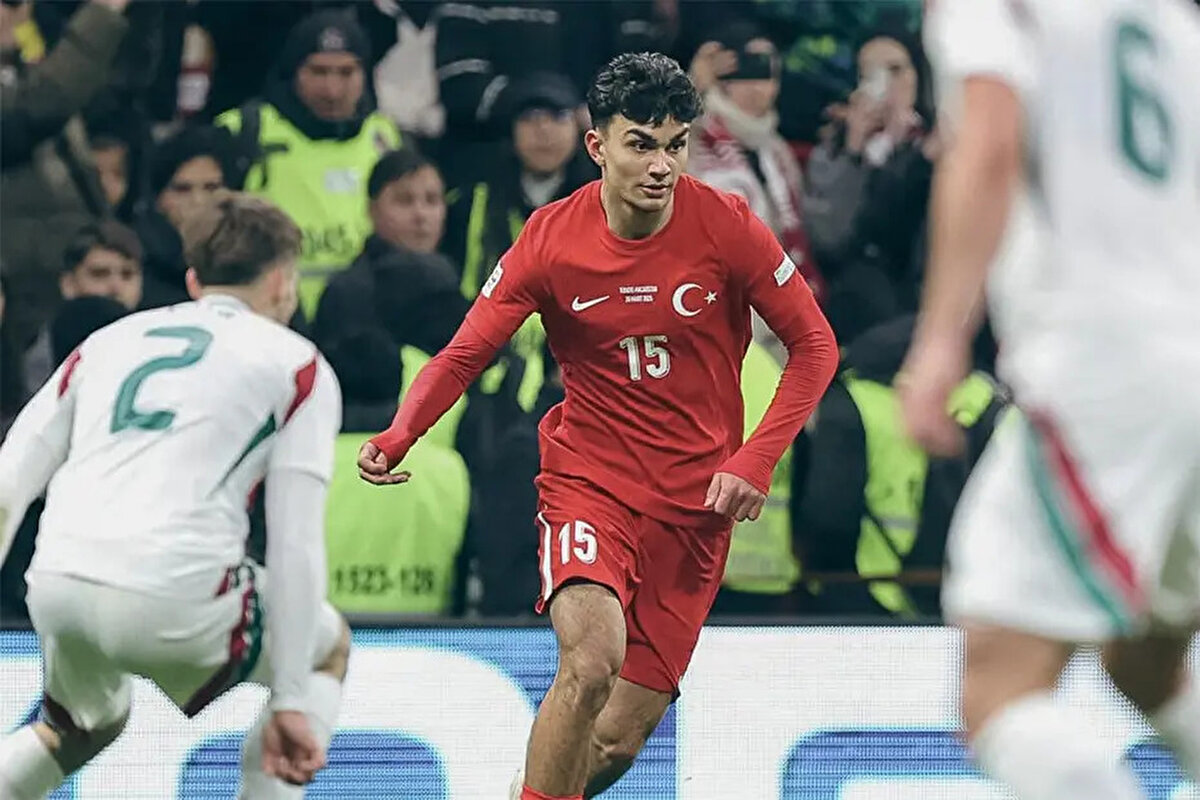 Eintracht Frankfurt'un 19 yaşındaki milli futbolcusu Can Uzun, Alman ekibiyle sezona harika bir başlangıç yaptı fakat yıldız futbolcu A Milli Takım'da istediği süreleri hala bulamıyor.