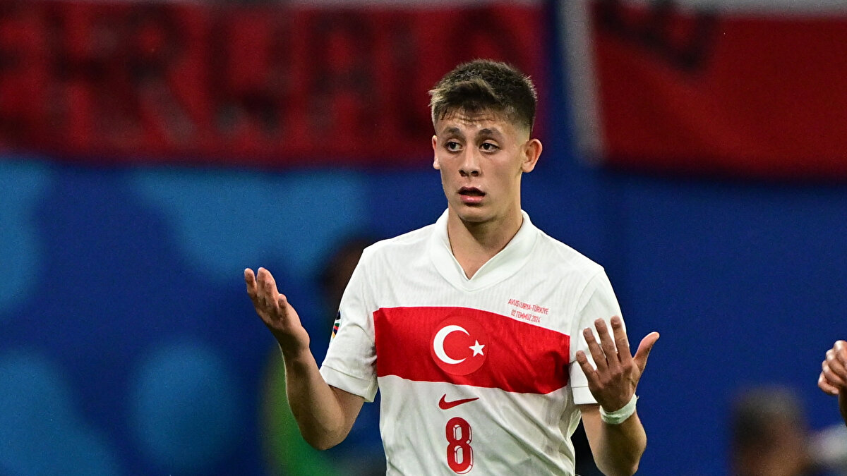 GRUBU LİDER BİTİRİRSEK TORBAMIZ DEĞİŞECEK<br><br>Türkiye, grubu 1. sırada bitirirse Güney Kore, Avustralya ve Ekvador ile benzer bir puanda olacak. Bu da 2. torbanın son takımlarından ya da 3. torbanın ilk takımlarından biri olmamıza sebep olacak.<br>