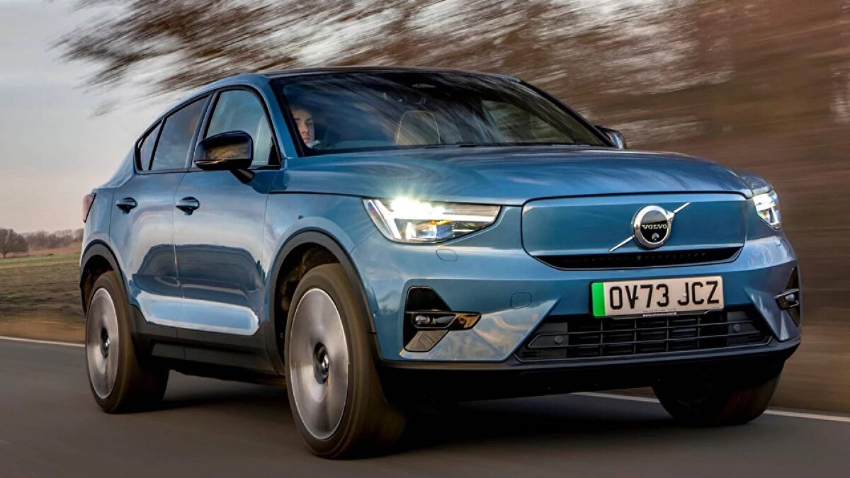 Volvo EC40<br>Üç yılın sonunda 52.000 sterlinin üzerindeki yeni fiyatının 17.200 sterlinlik kısmını koruyarak, yani yaklaşık %67 oranında değer kaybetti.