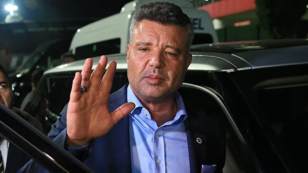 Son haftalarda sıkıntılı günler geçiren Fenerbahçe'de Sadettin Saran yönetimi duruma el attı. 