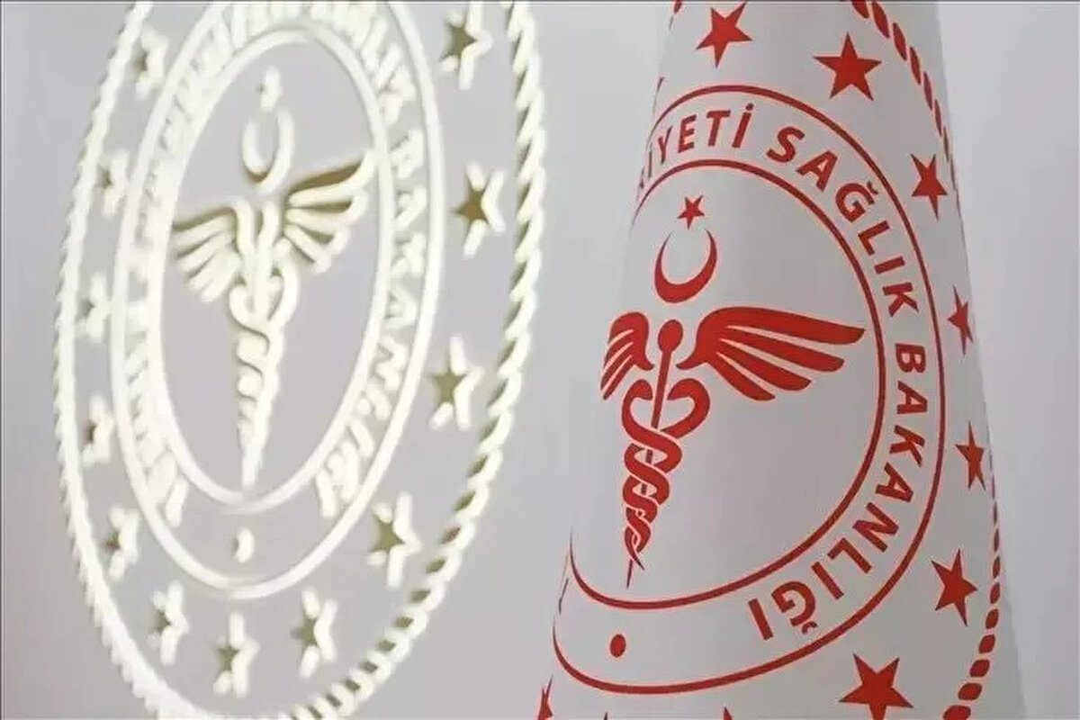 Atama süreci nasıl işleyecek?<br><br>ÖSYM tarafından yerleştirilen adayların atamaları Sağlık Bakanlığı tarafından yapılacak. Yerleştirildiği hâlde aranan niteliklere sahip olmayan veya gerekli belgeleri zamanında teslim etmeyen adayların atamaları geçersiz sayılacak.<br>Atama sürecine dair tüm detaylar ve istenen belgeler, Sağlık Bakanlığı Yönetim Hizmetleri Genel Müdürlüğü’nün (YHGM) resmi internet sitesinden duyurulacak.<br><br>Sonuç sorgulama ekranı: https:sonuc.osym.gov.tr