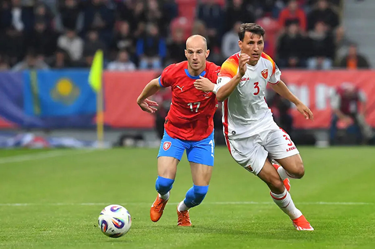 Dünya Kupası Avrupa Elemeleri L Grubu'nda Faroe Adaları'na deplasmanda 2-1 yenilen Çekya'da, teknik direktör Ivan Hasek ile yolların ayrılması bekleniyor.