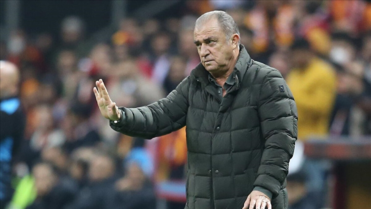 Terim, şu anda Çekya'da genel menajer olarak görev yapan Nedved ile Suudi Arabistan takımı Al Shabab'da birlikte çalışmıştı ve ikilinin bir görüşme gerçekleştirdiği iddia ediliyor.
