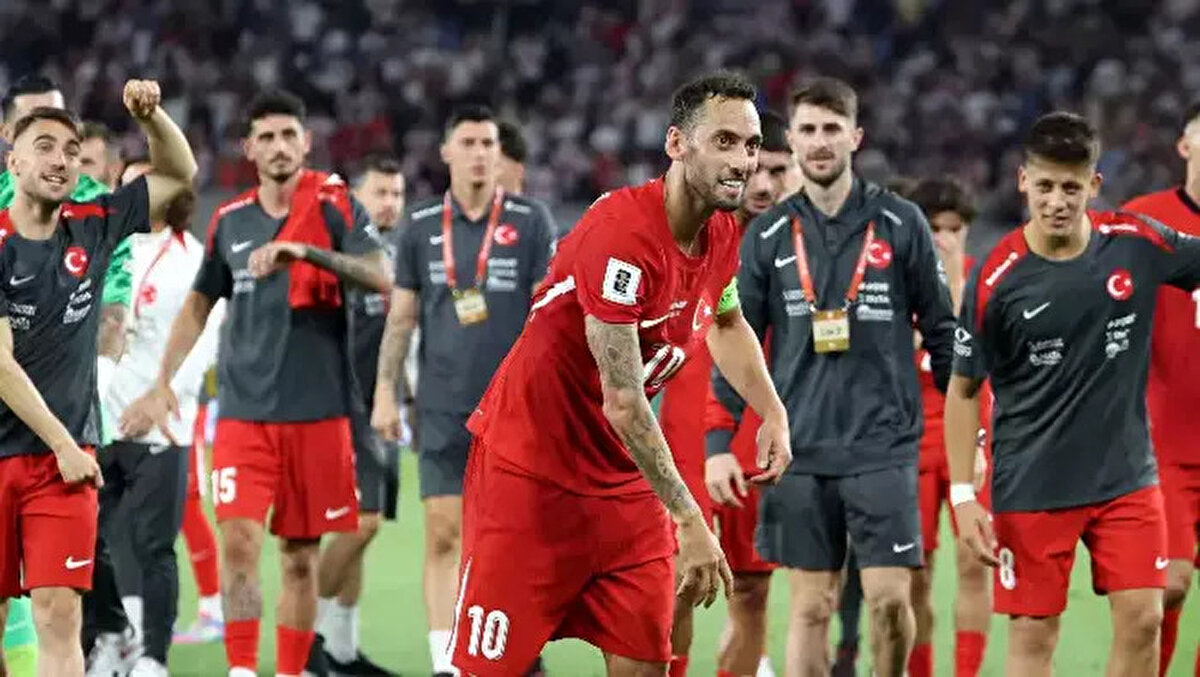 Türkiye Gürcistan maçı öncesi moral yüksek<br><br>A Milli Takım, son olarak Bulgaristan’ı 6-1 mağlup ederek büyük moral kazandı. İlk maçta Gürcistan’ı deplasmanda 3-2 yenen Ay-Yıldızlılar, bu akşam taraftarı önünde galibiyet arayacak.