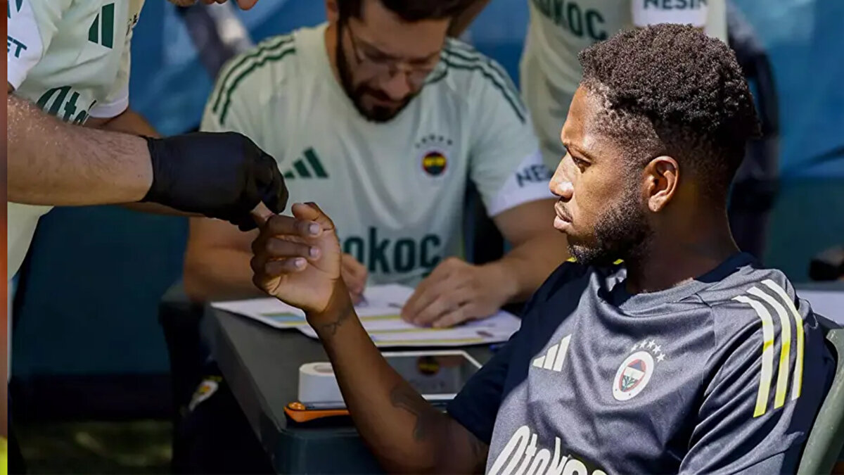 Laktat testi sonucunun yüksek çıkması futbolcunun fiziksel olarak hazır olmadığını ve dayanıklılık seviyesinin düşük olduğunu ortaya koyar.<br><br>