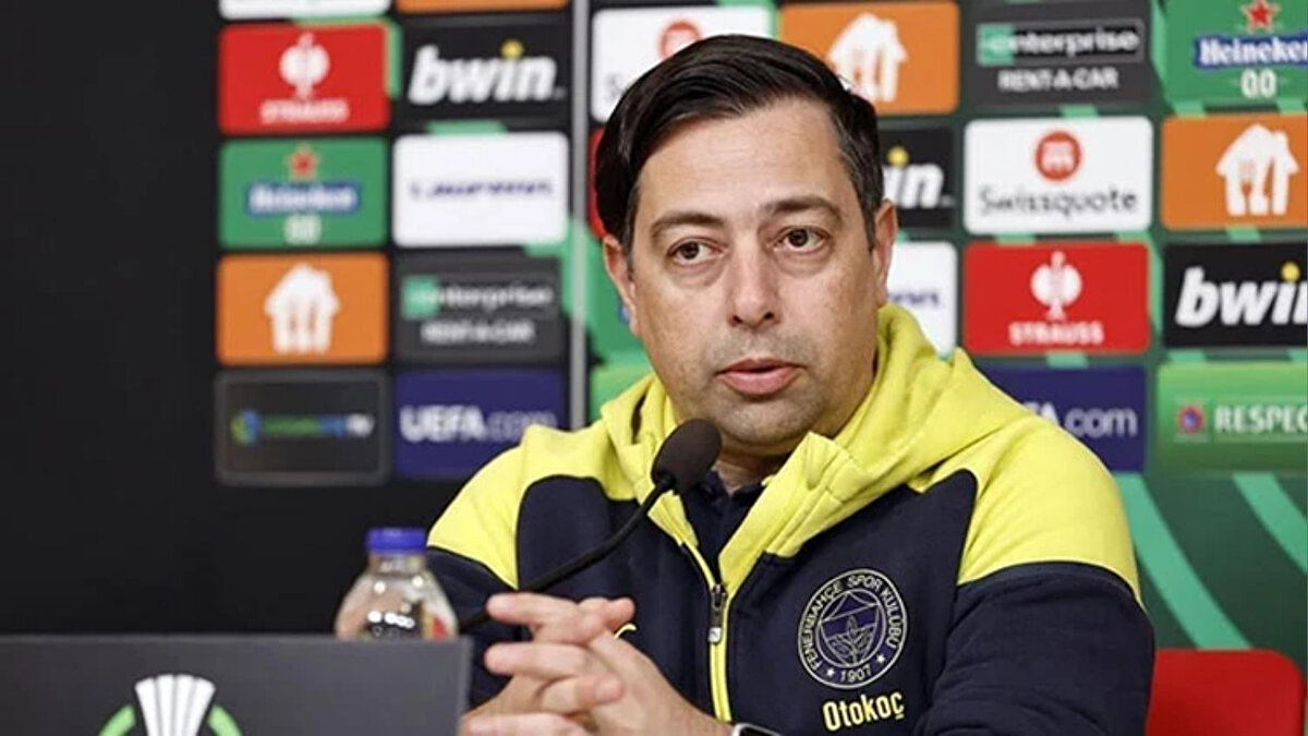 Fenerbahçe'de başlayan operasyon genişliyor. Sadettin Saran ve yönetimi, Futbol İletişim Koordinatörü Alper Yemeniciler ve Diyetisyen Cenk Özyılmaz ile yollarını ayırmıştı.