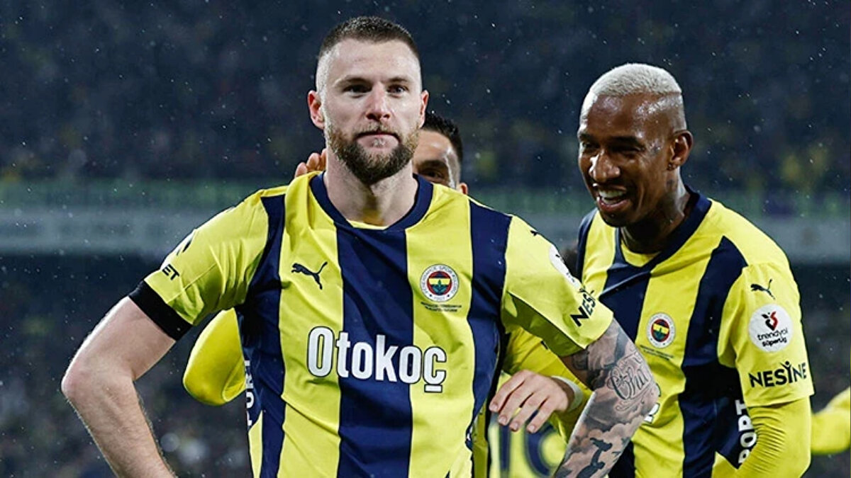 Skriniar'ın yaz transfer döneminde de Juventus'un radarında olduğu hatırlatıldı. 