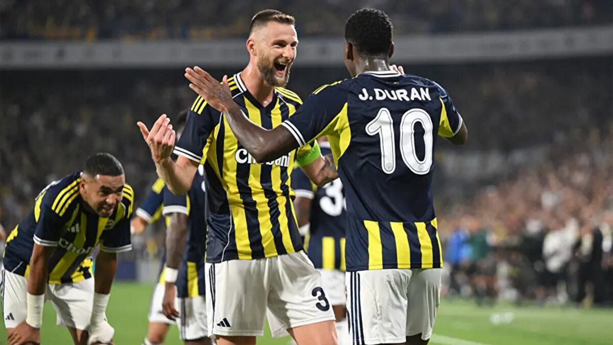 Fenerbahçe geçtiğimiz sezonun ara transfer döneminde kiraladığı Milan Skriniar'ın bonservisini yaz transfer döneminde almıştı.<br><br>