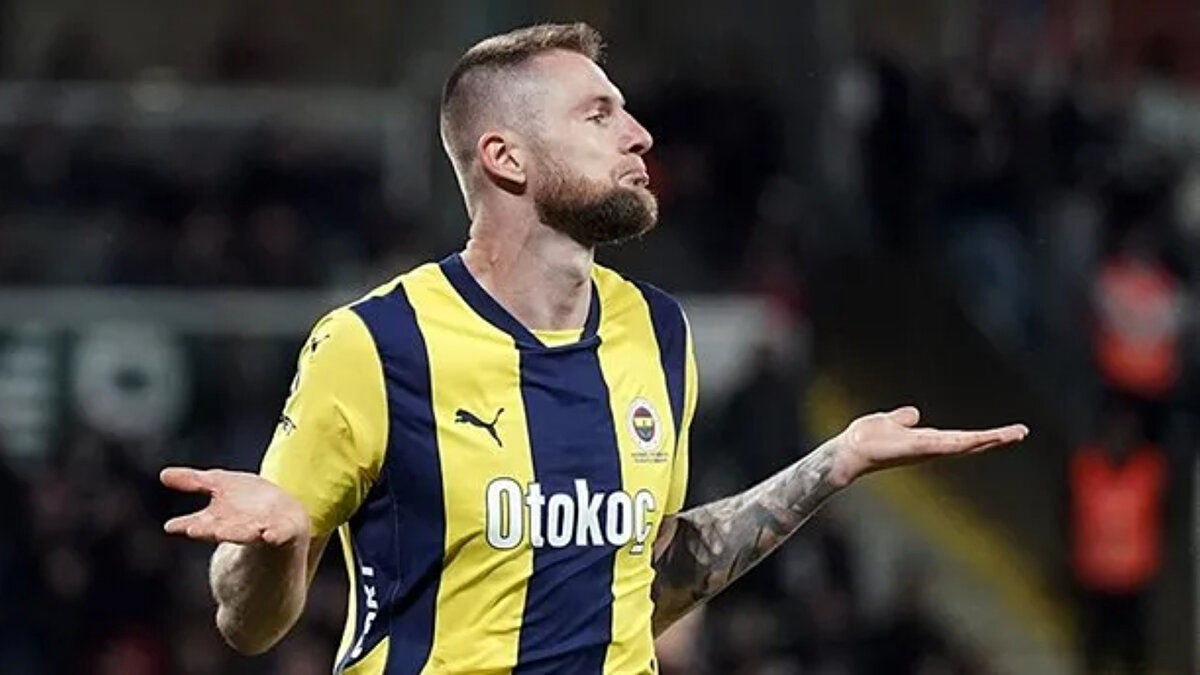 Serie A devi için adı geçen bir diğer stoperin ise Bayern Münih'te yedek kulübesine hapsolan Kim Min-jae olduğu aktarıldı.