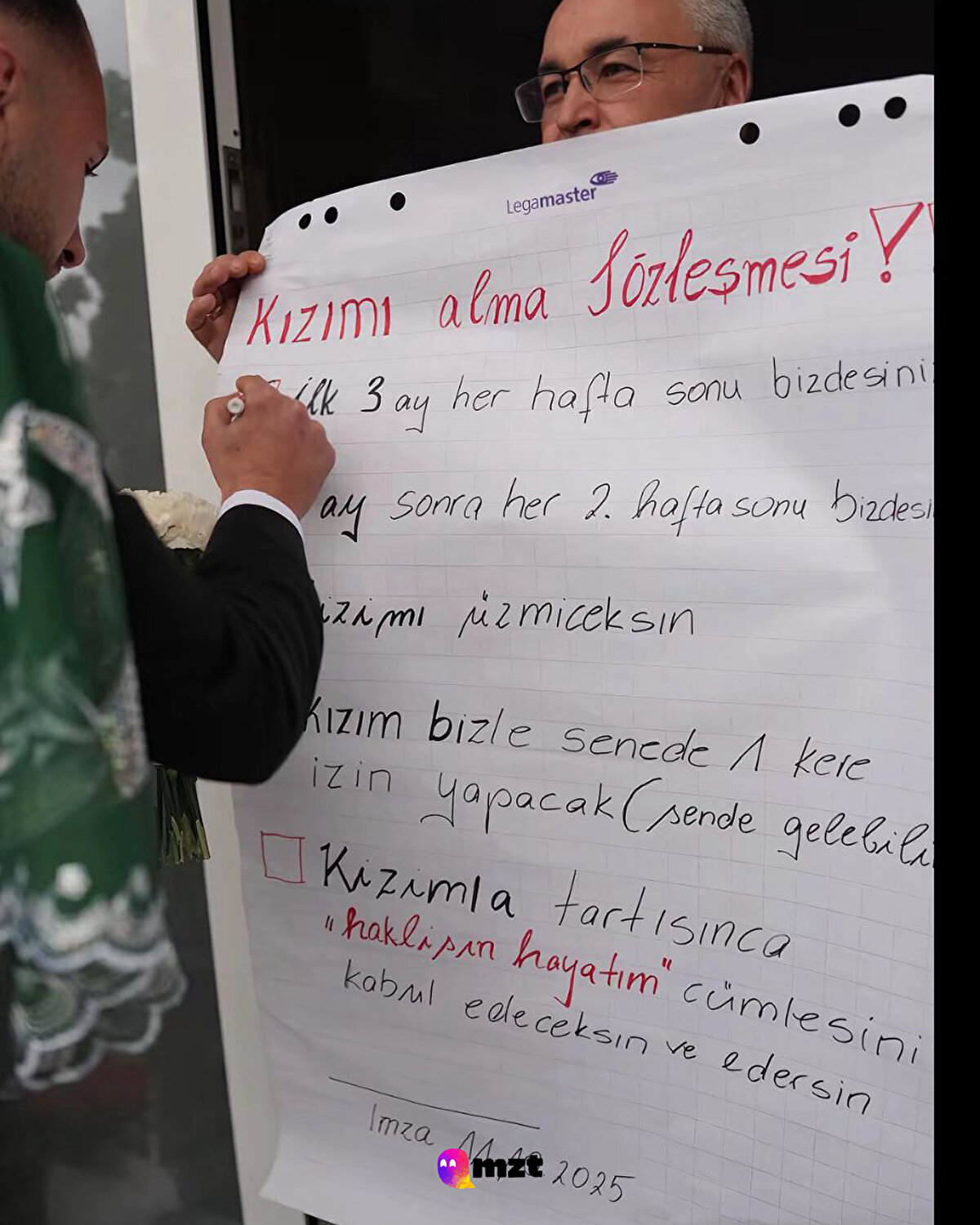 (Sen de gelebilirsin)