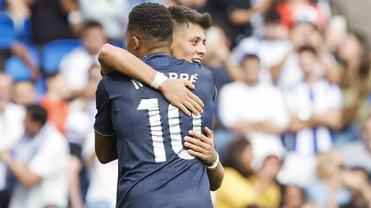 "Türklerin 20 yaşındaki yıldızı Arda Güler, Real Madrid'de ilk 11'de forma giyerek kariyerine başladı. Sezon başından bu yana özellikle Kylian Mbappe ile birlikte harika işler çıkarıyor."