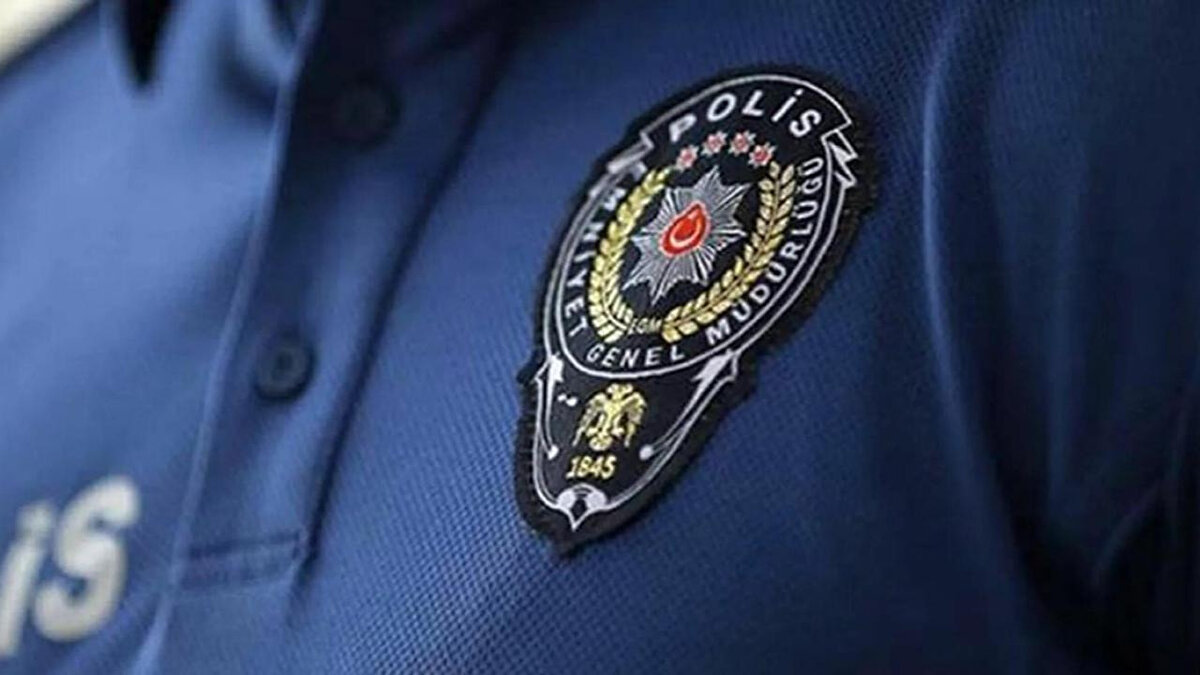 Sendikanın ek talepleri de var<br><br>Emniyet Teşkilatı Sendikası, promosyon anlaşmasının yanı sıra personelin alternatif tercihlerde bulunabilmesi için yeni bir öneri de sundu. Açıklamada, promosyon almak istemeyen veya farklı bir seçenekten yararlanmak isteyen personele 600 bin TL’ye kadar sıfır faizli kredi imkânı sunulması önerildi.