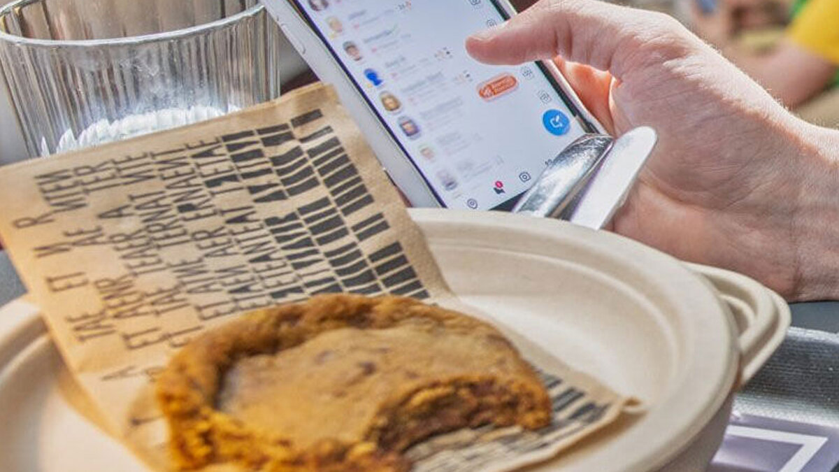 Higashimoto'nun serüveni, 30 Temmuz’daki siparişiyle son buldu. Teslim edilen dondurma, kutu yemek ve tavuk biftek siparişine rağmen yine "gelmedi" diyerek 4.500 TL'lik iadeyi aldığı anda yakalandı.