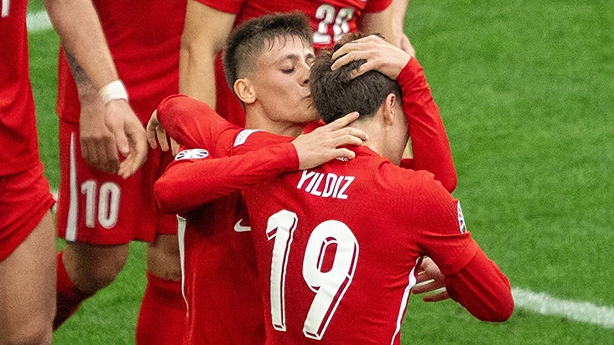 "Football Benchmark Index" verilerine göre belirlenen ilk 20 isim arasında şu oyuncular yer aldı: