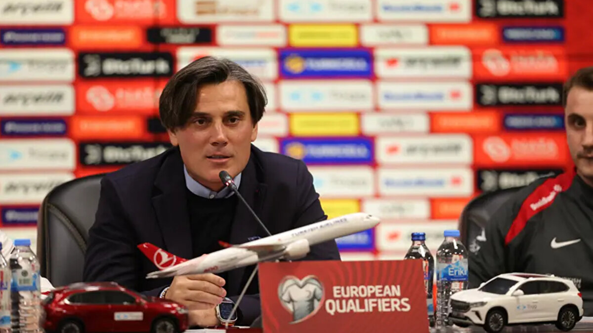 Montella'ya ayrı parantez açan İlker Yağcıoğlu, "Montella başta olmak üzere yürekten tebrik ediyorum hepsini. Eleştiriliyor, kendini kabul ettirdi ettirmedi... Ben de Türk Milli Takımı'nın başında bir Türk olması gerekir diyenlerden biri olarak söylüyorum; büyük iş yaptı" sözlerini sarf etti.<br><br>