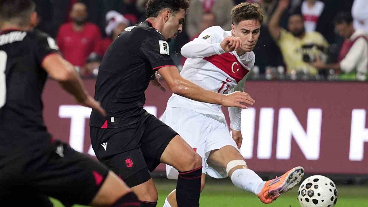 TÜRKİYE, YÜZDE 90 1. TORBADA GÖRÜNÜYOR<br><br>Türkiye, şu anda diğer grupların da oluşturduğu tabloya göre an itibarıyla yüzde 90 olarak play-off'lar için 1. torbada yer alıyor.