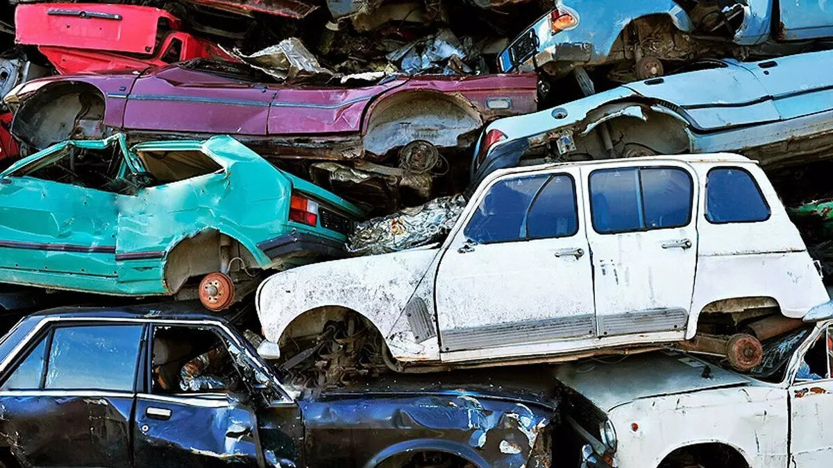 Hurda Teşviki 2025 Son Durum<br><br>Meclis’teki yasa teklifiyle birlikte, hurda teşviki ve ÖTV indirimi konularında yeni gelişmelerin ekim ayı sonuna kadar netleşmesi bekleniyor. Program yürürlüğe girdiğinde, hem çevre dostu dönüşüm hem de araç yenileme hareketi başlayacak.