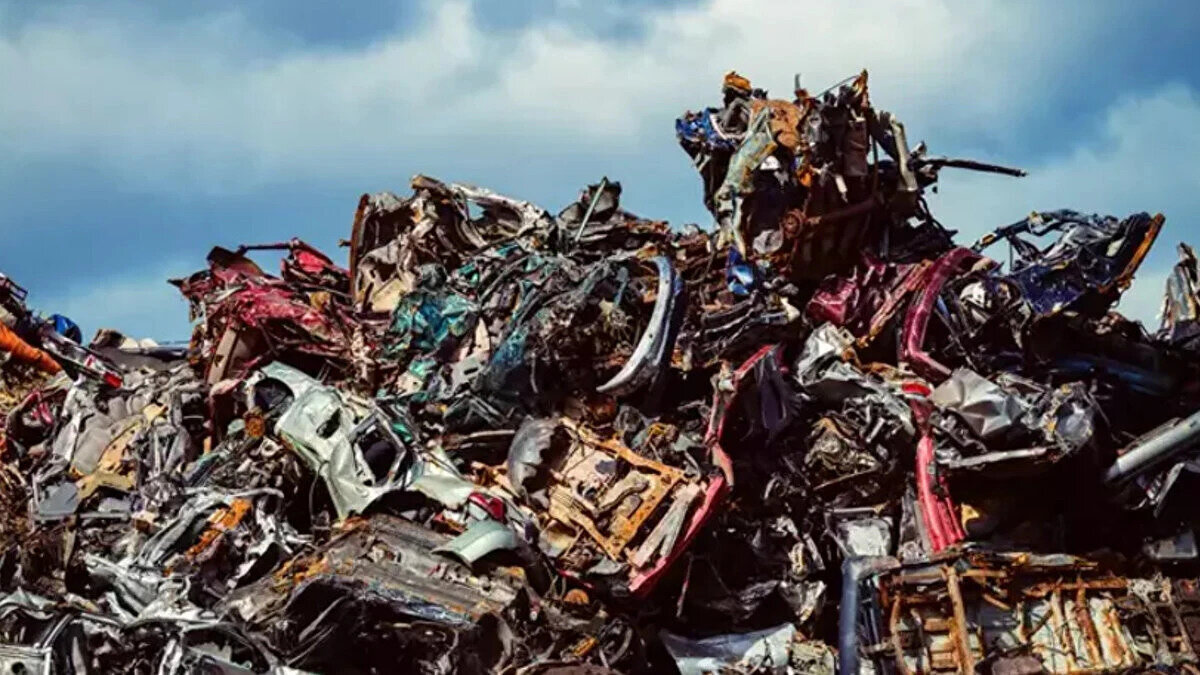 Yasalaşması halinde, 3 ve daha fazla çocuklu, düşük gelirli aileler başvuru önceliğine sahip olacak. Başvuruların e-Devlet üzerinden alınması ve uygun görülen ailelerin yerli üretim sıfır araç modelleri arasından tercih yapabilmesi öngörülüyor.