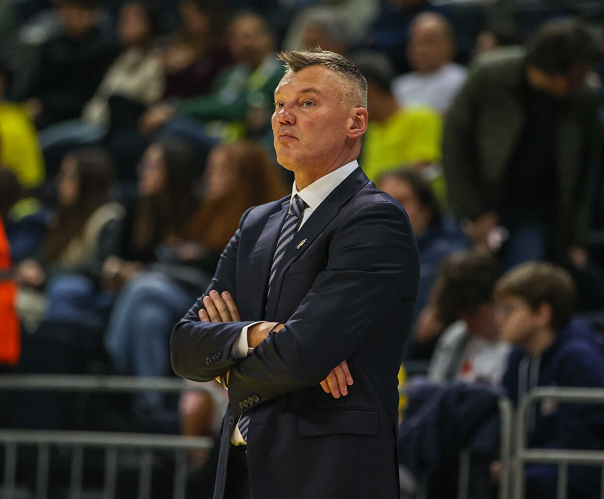 Coach Sarunas Jasikevicius <br>Coach Sarunas Jasikevicius kritik maç öncesi şunları söyledi: “Bayern çok fiziksel oynayan bir takım ve bu sayede rakip oyunculara büyük bir baskı yapabiliyorlar. Bizim de buna karşılık vermemiz gerekiyor; kendi oyunumuzu sahaya yansıtabilmeliyiz.