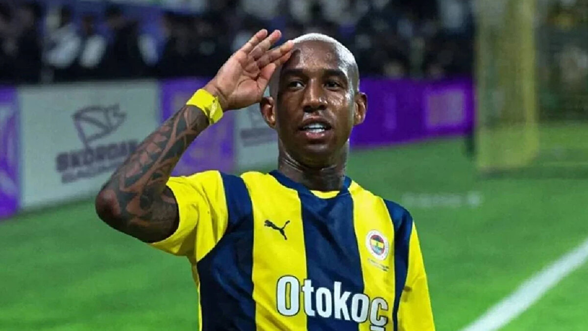 Performans açısından bakıldığında, bu sezon Fenerbahçe formasıyla 35 resmi maçta görev alan Talisca, 15 gol atarken 3 asistlik katkıda bulunmuş durumda.