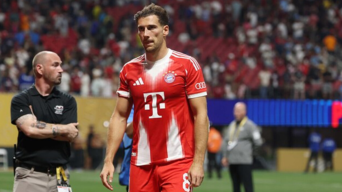 Alman kulübüyle sözleşmesi sona erecek olan oyuncunun, kulüple arasında sözleşme görüşmeleri yapılacak olsa da, şu anda yeni kontrat ihtimalinin düşük olduğu kaydedildi.