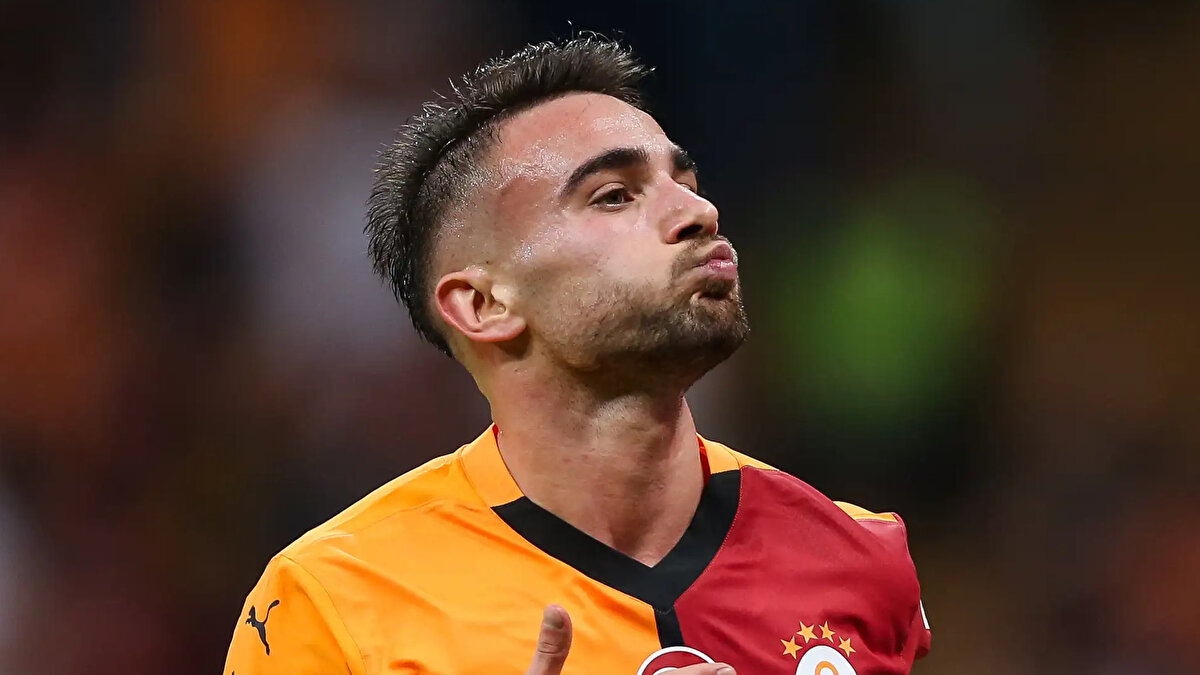 Bu sezon sarı kırmızılı formayla 9 resmi maçta görev yapan Yunus Akgün, 3 gol ve 1 asistlik performans sergiledi.