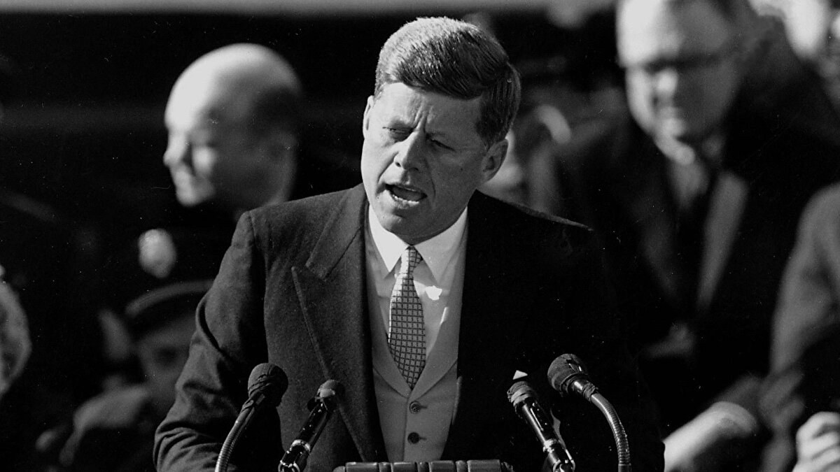 Soğuk Savaş dönemine ışık tutacak belgeler, Rusya Federal Arşiv Ajansı ve Rusya Tarih Derneği tarafından derlendi ve resmi olarak ABD’ye teslim edildi.