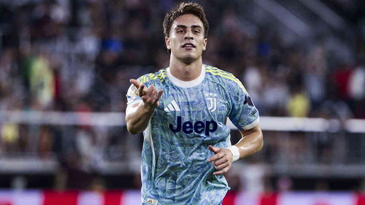 Milli futbolcu, bu sezon İtalya Serie A ve Şampiyonlar Ligi'nde çıktığı 8 maçta 2 gol atıp 4 de asist üretti.