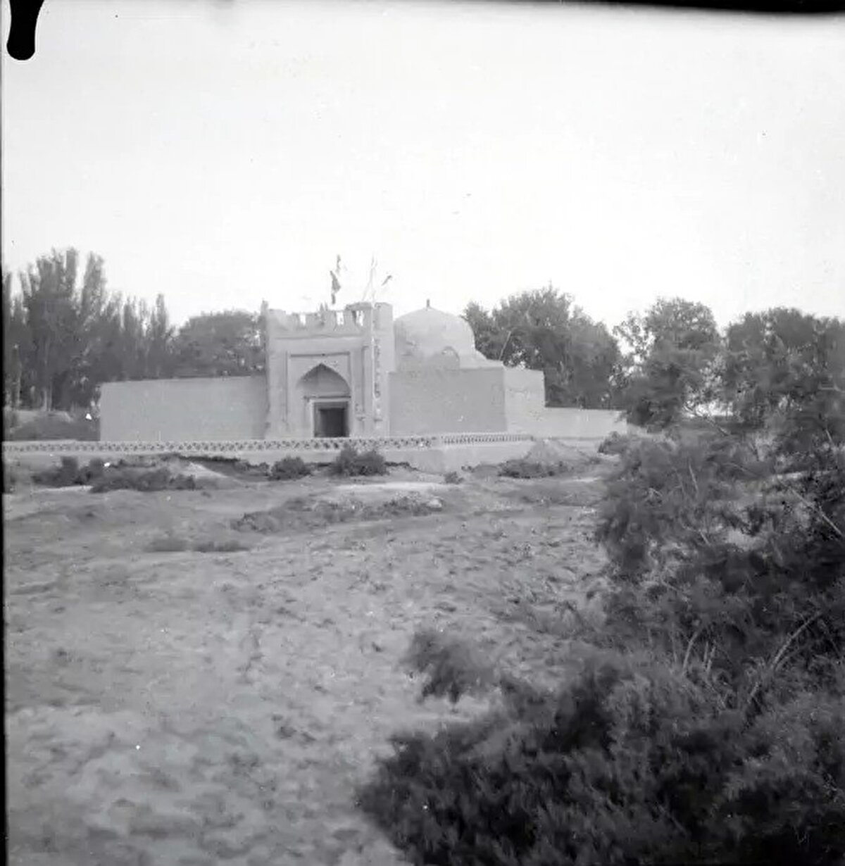 Bibi Meryem Türbesi. Kaşgar, 1906-1909.