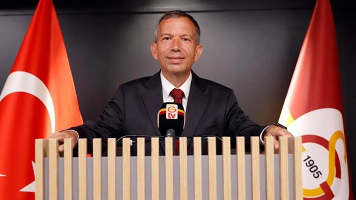 Galatasaray Lisesi mezunu olan Sanver, Boğaziçi Üniversitesi Endüstri Mühendisliği Bölümü’nden mezun oldu.<br><br>Aynı üniversitede Ekonomi Bölümü’nde yüksek lisans ve doktora eğitimini tamamladı.<br>Matematiğin sosyal bilimlerdeki uygulamaları, oyun teorisi ve sosyal tercih kuramı üzerine uluslararası çalışmalar yürüttü.<br>