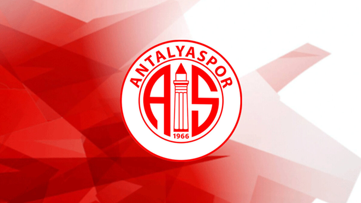 451- Antalyaspor (Türkiye): 61 puan