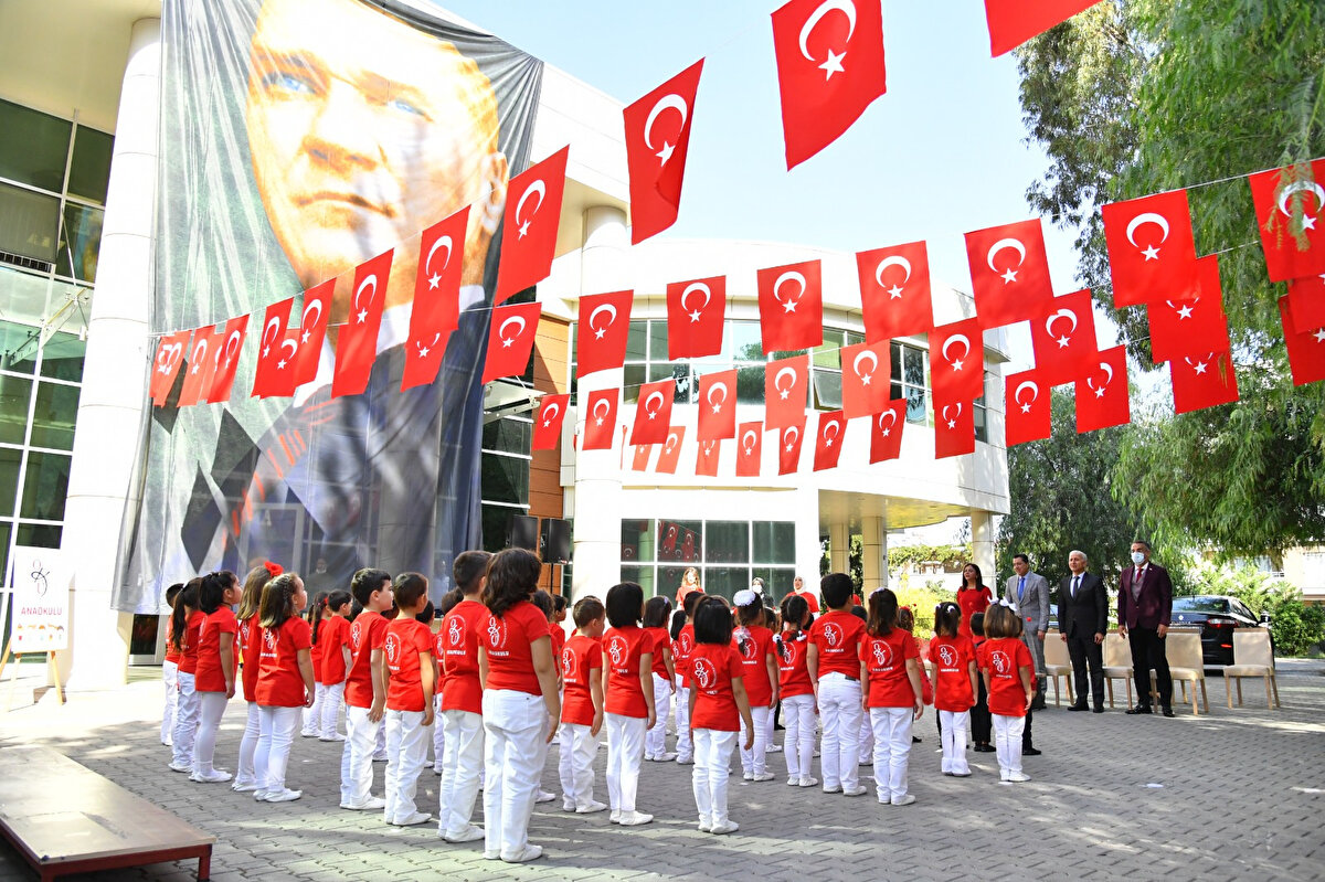 28 Ekim öğleden sonra başlayan ve 29 Ekim Cumhuriyet Bayramı ile birleşen tatil 1,5 gün sürecek.<br>