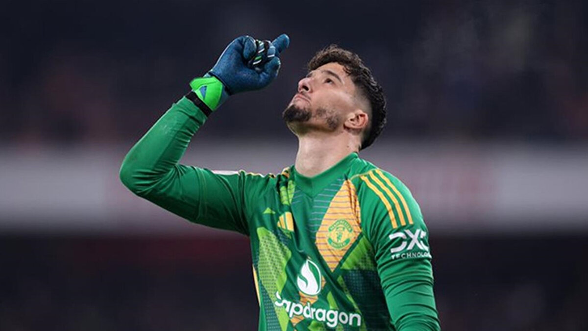 Manchester United forması giyen 27 yaşındaki kaleci Altay Bayındır'ın piyasa değeri 10 milyon eurodan 8 milyon euroya düştü.