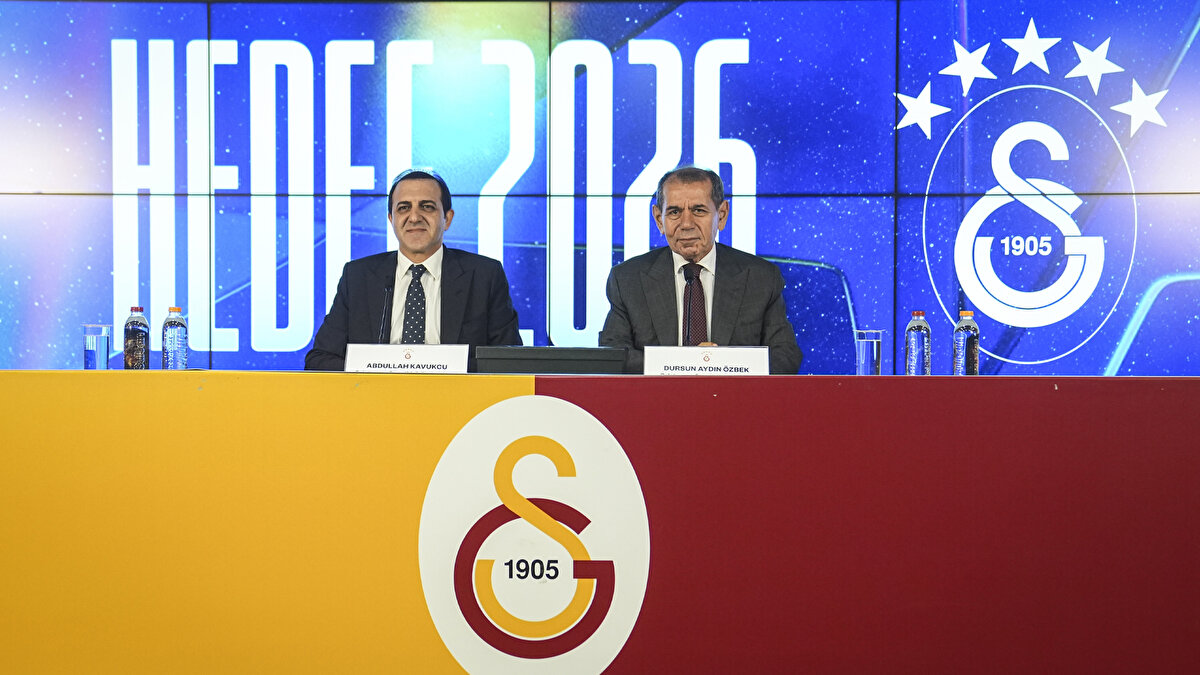 GALATASARAY PUMA İLE SÖZLEŞMESİNİ YENİLEDİ<br><br>Galatasaray yönetimi, Puma ile olan sponsorluk sözleşmesini yenileme kararı aldı. 