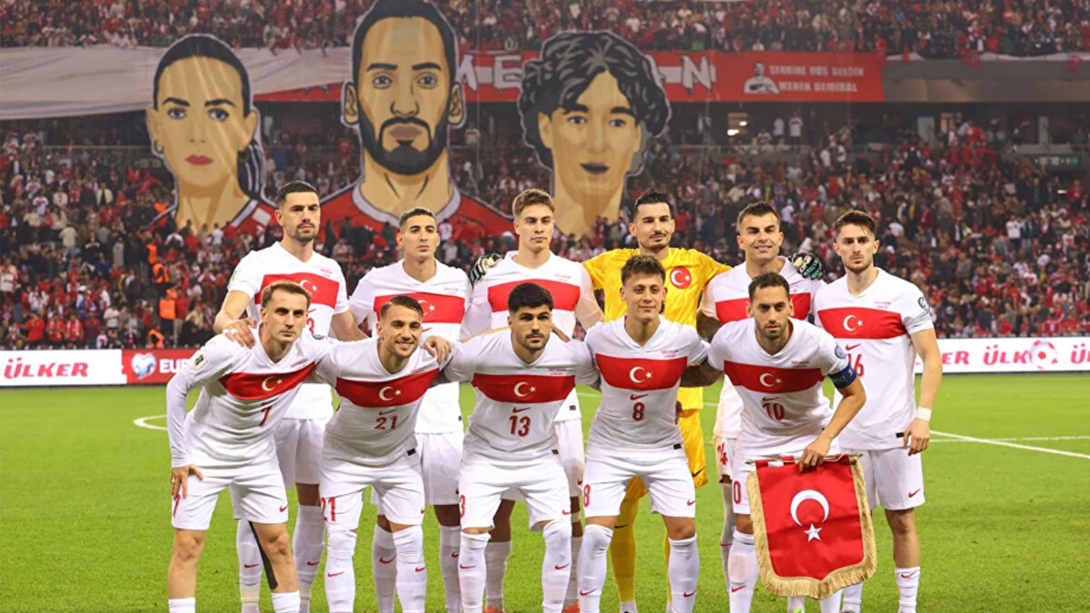 2026 FIFA Dünya Kupası Avrupa Elemeleri E Grubu dördüncü maçında Gürcistan'ı 4-1 mağlup eden A Milli Futbol Takımı, grubu ilk iki sırada bitirmek için büyük avantaj elde etti.<br><br>