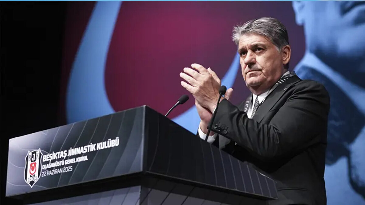 Emlak Gayrimenkul Yatırım ve Ziraat Bankasının proje konusunda geri adım attığı ve siyah beyazlı kulübün zor durumda kaldığı iddia edildi.