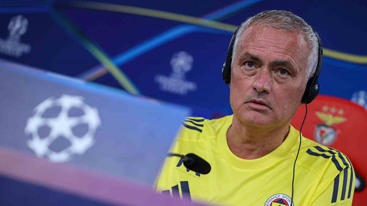 Zeminin kötü olmasından dolayı da idmanların bire indirildiği ifade edildi. <br><br>