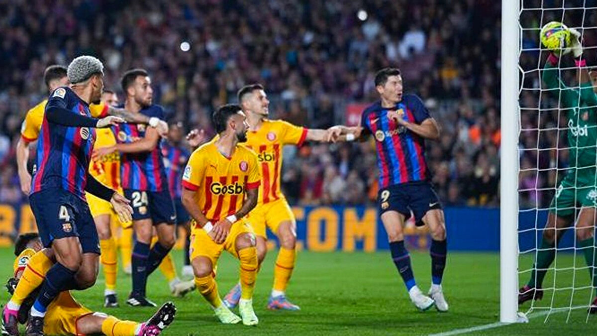 Girona ise bu sezonun en dirençli ve sürpriz takımlarından biri olarak öne çıkıyor. Güçlü savunması ve etkili kontrataklarıyla bilinen Girona, deplasmanda oynayacağı bu zorlu karşılaşmada sahadan en az bir puanla ayrılmayı planlıyor. Bu mücadele, ligin üst sıralarındaki dengeyi değiştirecek nitelikte.