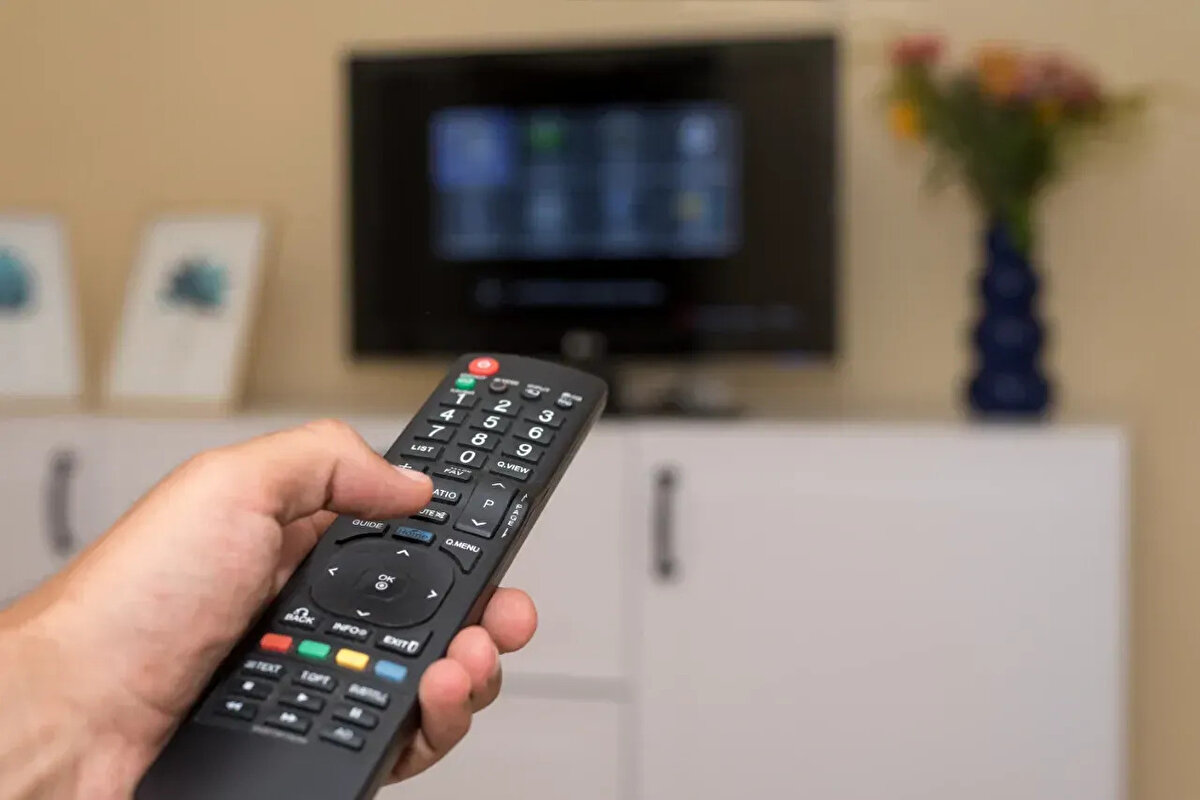 17 EKİM CUMA REYTİNG SONUÇLARI<br><br>TOTAL<br><br><br>1 KIZILCIK SERBETI SHOW TV<br><br>2 TASACAK BU DENIZ TRT 1<br><br>3 ARKA SOKAKLAR KANAL D<br><br>4 ESRA EROL'DA ATV<br><br>5 ARKA SOKAKLAR (OZET) KANAL D<br><br>6 KIZILCIK SERBETI (OZET) SHOW TV<br><br>7 MUGE ANLI ILE TATLI SERT ATV<br><br>8 SHOW ANA HABER SHOW TV<br><br>9 SELCUK TEPELI ILE NOW ANA HABER NOW<br><br>10 ATV ANA HABER ATV<br>