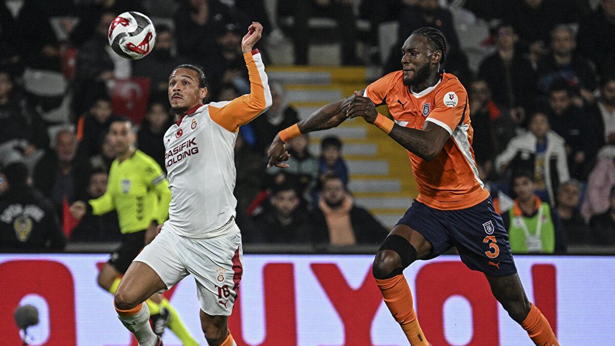 Milli arada ekstra antrenman yapan Sane, bunun meyvesini Başakşehir karşısında aldı. 29 yaşındaki futbolcu, Başakşehir maçında iki kez ağları sarstı. Sane, 45+3 ve 59. dakikada ağları havalandırdı.