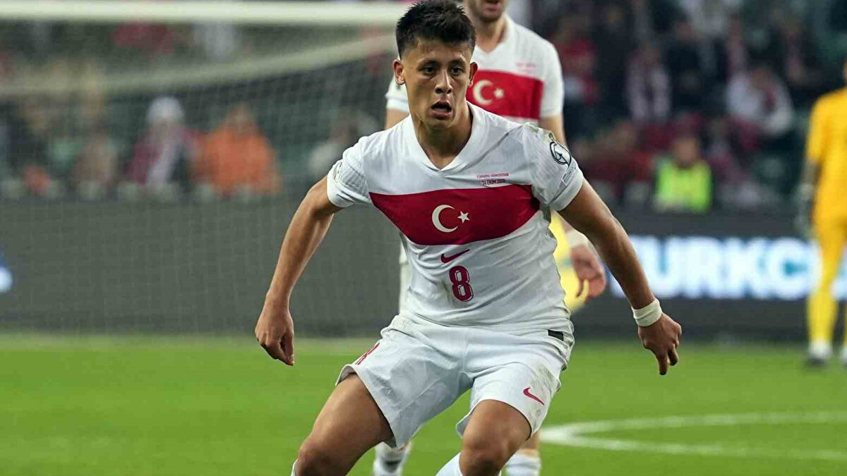 Bu kıstaslar göz önüne alındığı zaman Türkiye, Dünya Kupası'na kalabilirse gruptaki rakip ihtimalleri kıta bazında şöyle olacak…<br><br>🌍 Afrika (CAF): %78<br>🌍 Avrupa (UEFA): %66<br>🌏 Asya (AFC): %62<br>🌎 Güney Amerika (CONMEBOL): %50<br>🌎 Orta ve Kuzey Amerika (CONCACAF): %44<br>🌏 Okyanusya (OFC): %0<br>