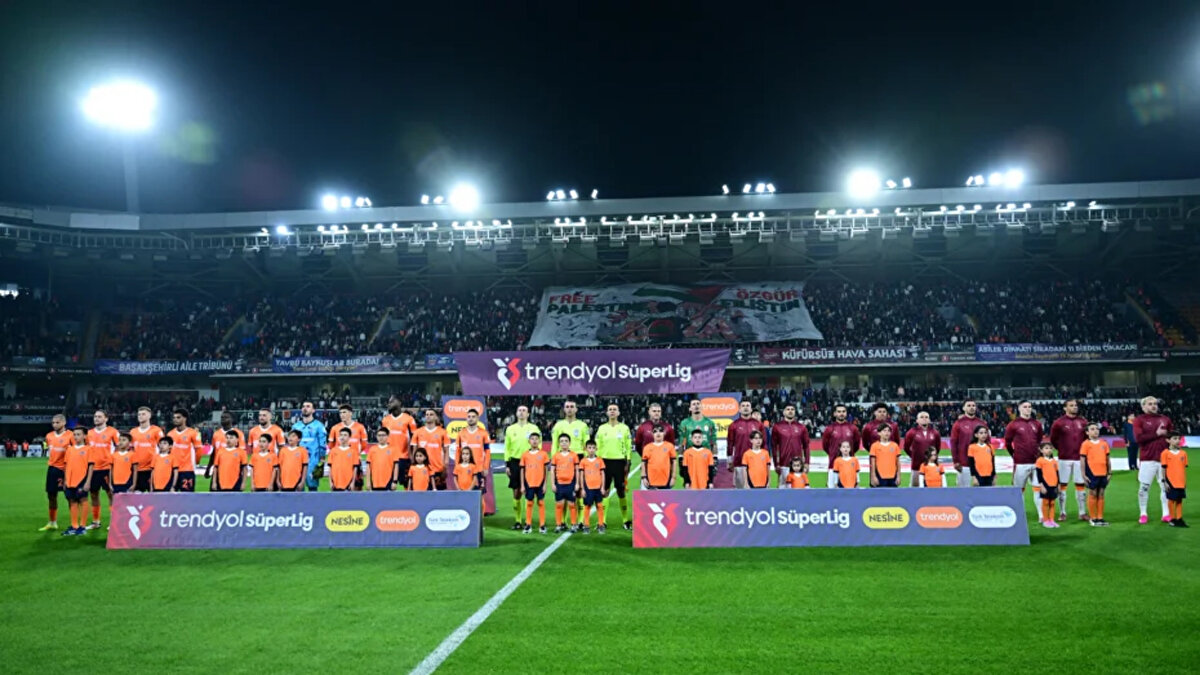 Trendyol Süper Lig'in 9. haftasında Galatasaray deplasmanda Rams Başakşehir'i 2-1 yendi. eski hakemler Bülent Yıldırım, Deniz Çoban ve Bahattin Duran tartışmalı pozisyonları beIN SPORTS'ta değerlendirdi.