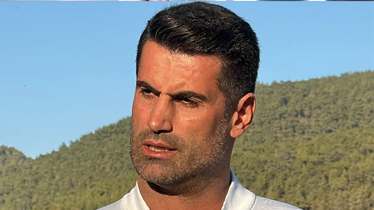 "Kompakt bir oyun, Galatasaray'ı çok bozan bir oyun. Ben bunu geçmişte çok dile getirdim. Galatasaray ne zaman uzun topa dönse top kayıpları fazlalaşıyor. Bunun örnekleri var. Kompakt bir oyunla Galatasaray'dan puan alma şansın yüksek. Hele kendi sahanda oynuyorsan. Kompakt oyunla birlikte teması sokarsan Galatasaray'dan puan almak olabilecek bir durum bence."<br><br>