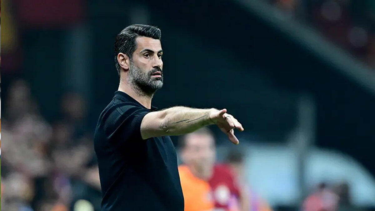 Teknik direktör ve futbol yorumcusu Volkan Demirel, Galatasaray'ın Süper Lig'de deplasmanda Başakşehir'i 2-1'le geçtiği maçı NOW Spor'da değerlendirdi.<br><br>