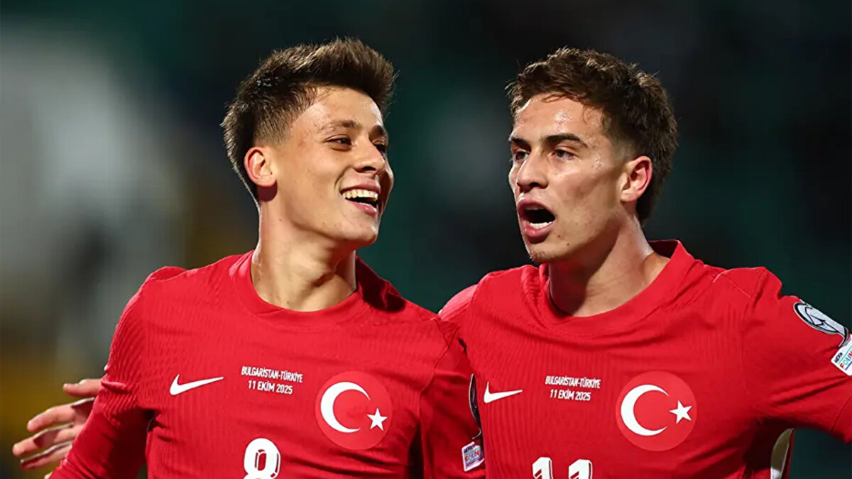 ARDA-KENAN DÜELLOSU, IGOR TUDOR'UN GELECEĞİNİ BELİRLEYEBİLİR<br><br>Juventus, 22 Ekim Çarşamba günü Şampiyonlar Ligi'nde Real Madrid deplasmanına çıkacak. Bu karşılaşma Türk derbisine de sahne olacak. Arda Güler ve Kenan Yıldız, dev müsabakada üç puan için karşı karşıya gelecek.