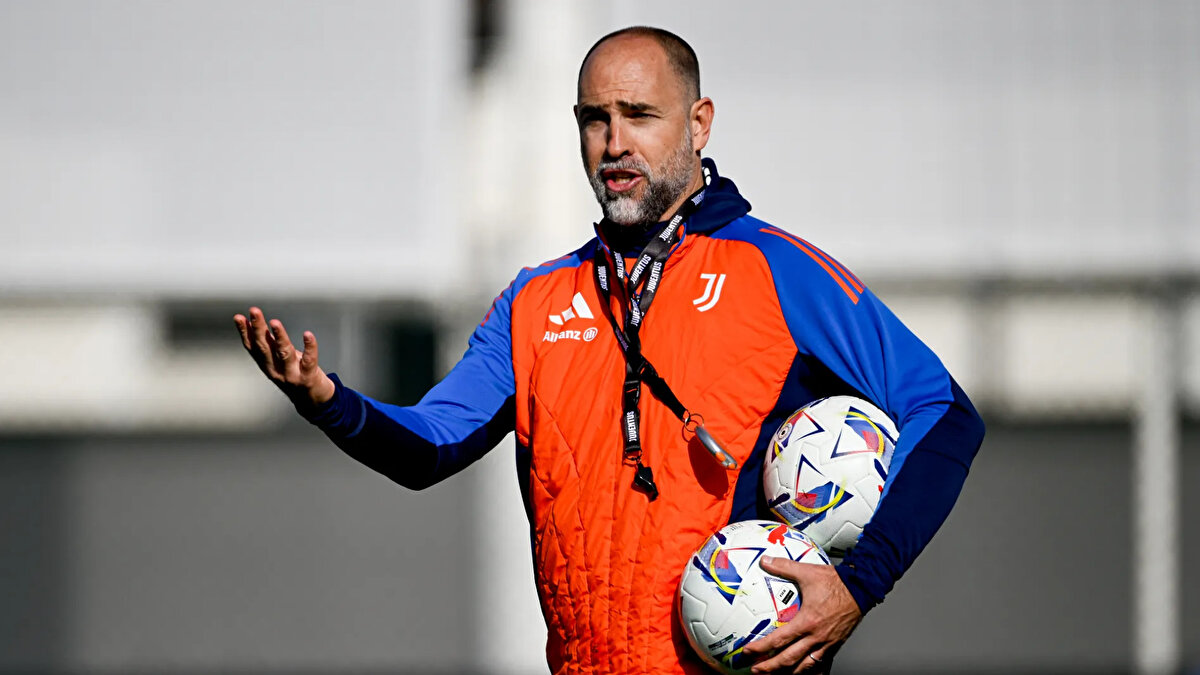 Juventus'un önündeki iki maç, Hırvat teknik adamın kaderini belirleyecek.