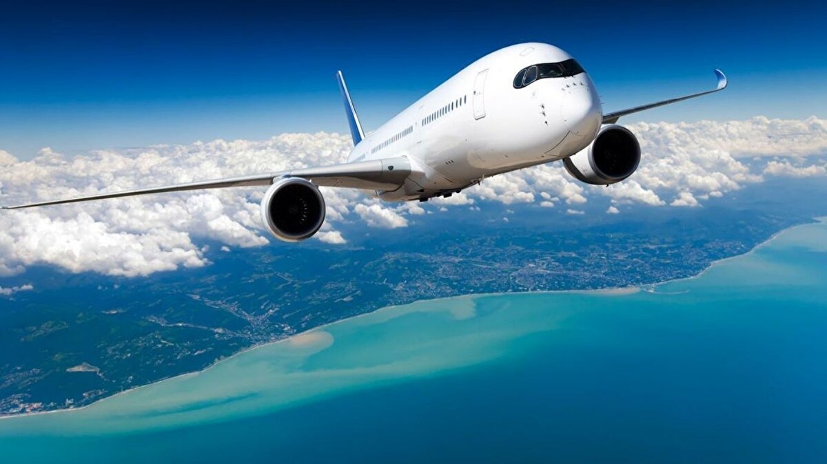 Federal Havacılık İdaresi ise uzay çöplerinin ticari bir havayolu yolcusuna ciddi yaralanmalara neden olma olasılığını bir trilyonda bir olarak belirlemişti.<br>