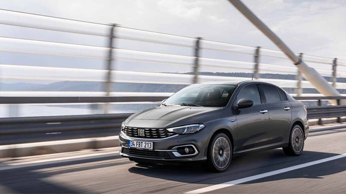 1-Fiat Egea - 1.4 Fire 95 HP Easy: 999.900 TL<br><br>2-Fiat Egea Cross - 1.4 Fire 95 HP Street: 1.134.900 TL