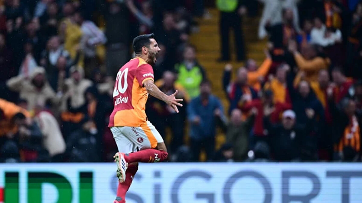 "Lisanslarımı almaya başladım"<br><br>İlkay Gündoğan, futbol sonrası için de antrenör olarak çalışmak istediğini ve bu konuda lisans adımlarını atmaya başladığını söyledi.